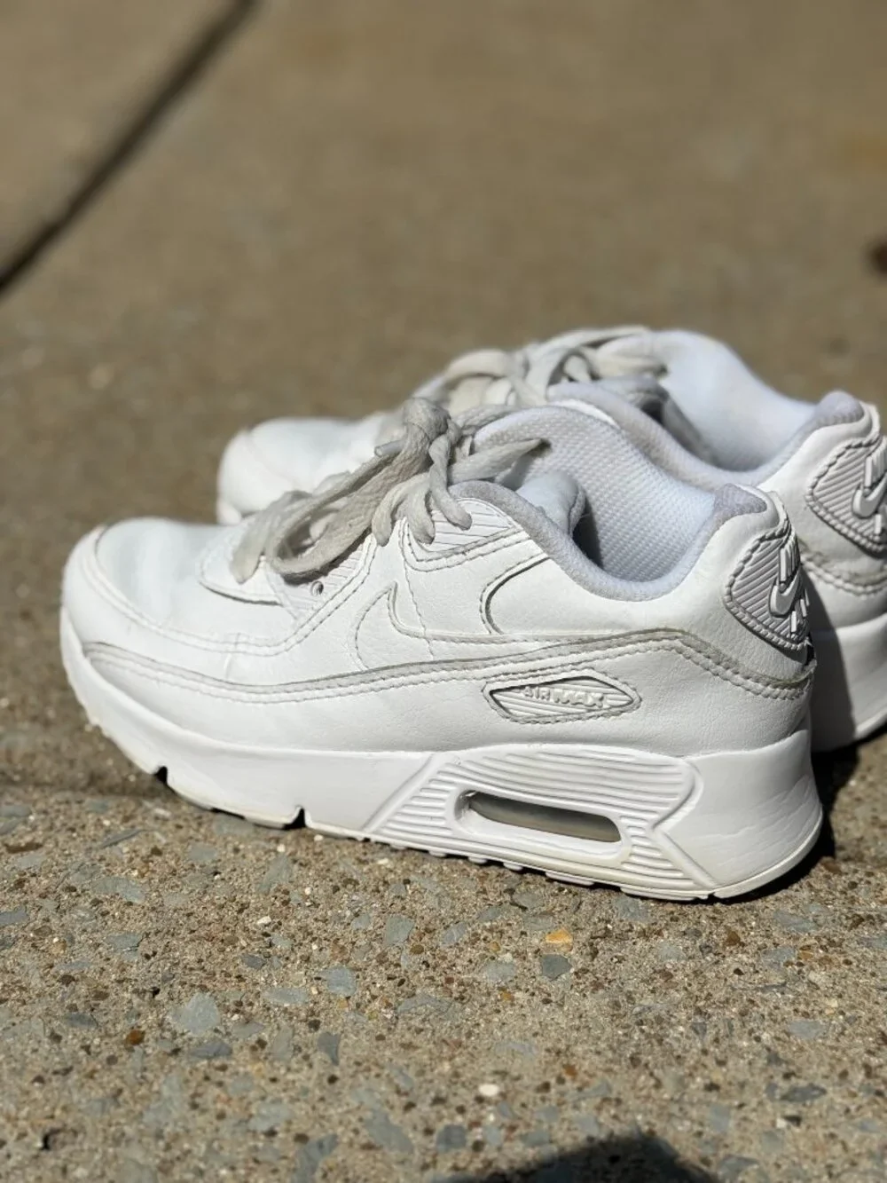 Nike Air Max 90 LTR Kids 13C White Sneakers Y2K Retro Streetwear Clean Girl 4125